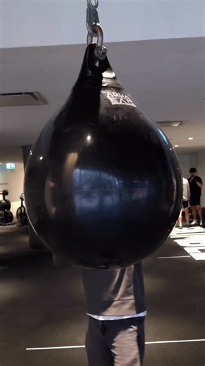 Gear up… the challenge drops Jan 1st. 🥊 Hit 15 classes in January and you’ll score an @innisfreeofficial prize pack filled with their best-sellers — plus a shot at winning a 1-year unlimited @rumbleboxing membership ($3600 value). We’re partnering with @innisfreecanada to level up your new year. Get ready! 👀 | Rumble Boxing Studio