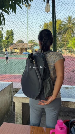 Tas Ransel Raket Waterproof untuk Padel Tennis Badminton