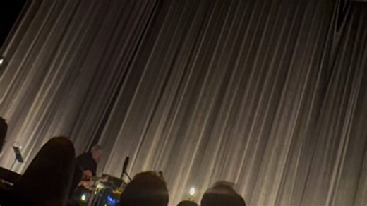 🚨🚨🚨 Exclusive video from Bob Dylan's show in Jackson MS last weekIt's the Rough and Rowdy Ways Tour: Whoops! All Doug edition