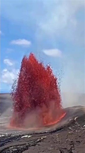 Kilauea volcano erupts in Hawaii