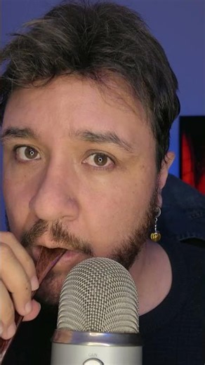 ASMR HONEY SPOON #asmr #mouthsounds #shorts