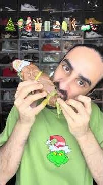 Food ASMR Eating a Dubai Chocolate Tree 🌲 #food #asmr #eating #mukbang 