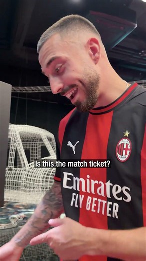 Soaking it all in 🥹 Welcome to Casa Milan, Mario Gila 🔴⚫