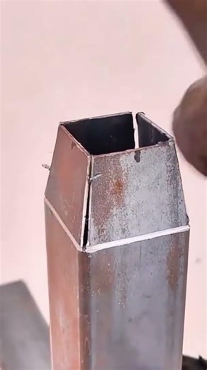 Simple tool to join iron with strong bonding and precise alignment