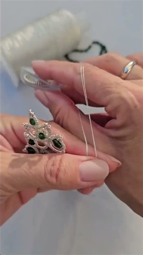 #tattingdesign #weaving #tatting #frivolite