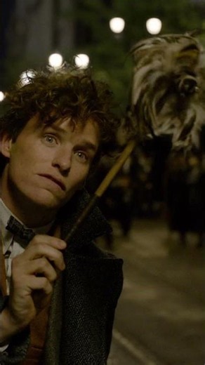 Newt tames the Zouwu #FantasticBeasts #NewtScamander