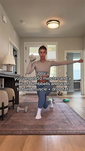 Only 20 minutes?! That works perfect!! Save this full body workout!! Details are below!! 🔗in my bio to train with me!! Curtsy to knee drive RDL to squat Arnold press with march Plank DB pass Push-up with renegade row Complete 12 reps on each side for all exercises and do this for 3 rounds!! #fullbodyworkout #homeworkout #coreworkout #pilatesandstrength
