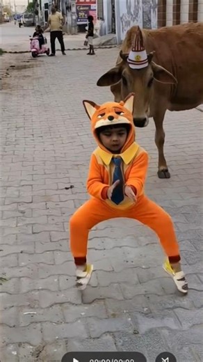 Who invited the Fox and the Cow to the party? 😂 #shorts #foxcostume #cowlove