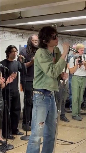 Sombr holds surprise performance at NYC subway station