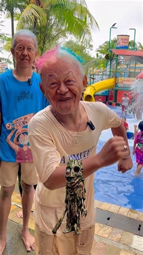 Singing Zombie Brainrot Song at OPI Water Fun 💦 #brainrot #italianbrainrot #brainrotsong