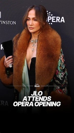 Jennifer Lopez attends the LA Opera Ball Opening Night Gala