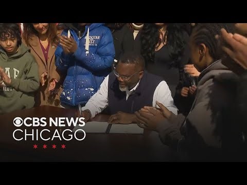 Mayor Johnson's executive order creates youth peacekeeping program in Chicago