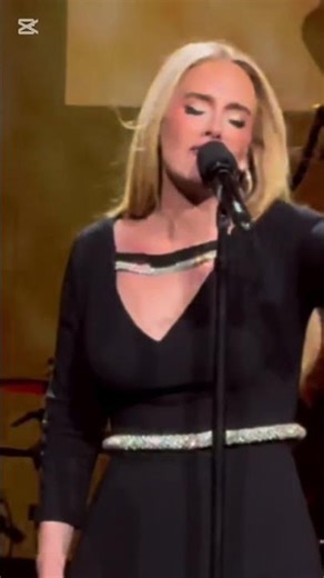 Powerful vocal 😍#adele Adele Skyfall live #libe #skyfall