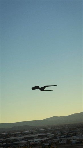 Large ship spotted flying over Las Vegas. #startrek #space #scifi #starwars #lasvegas #SpaceX #mystery This video was created digitally. | iceman_fox1