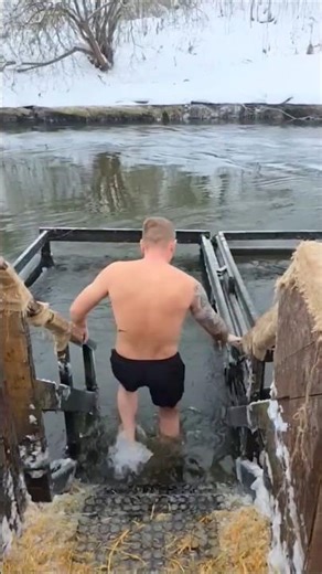 part720#Cold Plunge🧖🏼#Challenge🩲❄️Ice#Water🌊Shock#Winter#Swimming Goals🧊The#Russian Walrus Challenge
