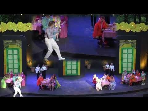 Den skaldede frisør- om lidt bliver her ro| Anton Holt and Sanne hebsgaard- lyrics by Thomas Helmig