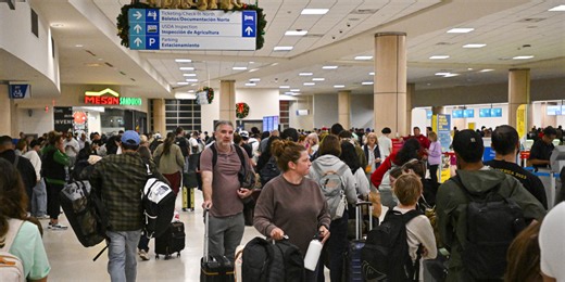 U.S. Strikes in Venezuela Disrupt Air Traffic Across Caribbean