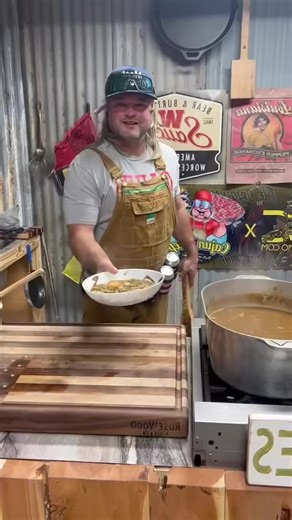 Stalekracker – Big pot of seafood gumbo, let’s get it dude! #stalekracker #seafoodgumbo #cajunfood #louisianacooking #gumbotime #letsgetitdude | Flavour Cooking