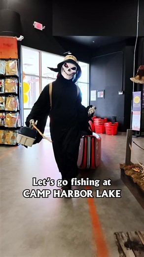 Jack's having a REEL good time 🎣 | spirit halloween