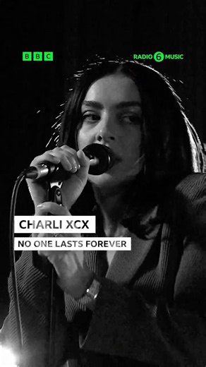 Charli xcx - No One Lasts Forever | Charli xcx Live at the BBC