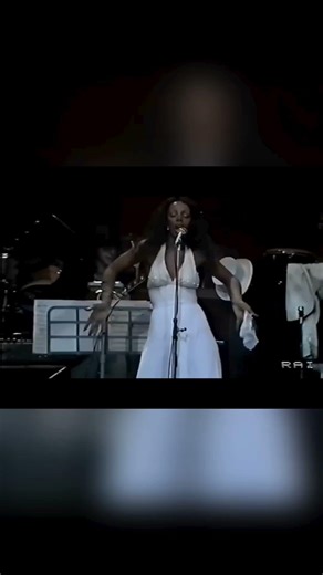 Donna Summer - I Feel Love #70smusic #live #DonnaSummer