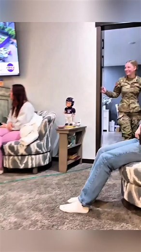 Family Emotional Surprise Coming Home After Long Time ❤️ #emotional #surprise #reunion #soldierscominghome #usa