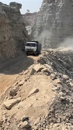 Extreme Offroading Truck skills