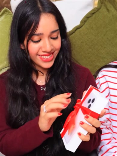 أهدينا شفا هاتف آيفون !!الجزء 881 #shfa #shfamily #شفا #شفاعائلة #fypシ゚viral #foryoupage #arabtiktok