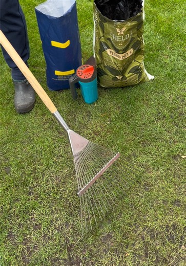 Repair Thin & Bare Autumn Lawn 🌱🍂 Please do watch and listen along 👍 Please see my profile homepage for a 10% off code redeemable at www.bostonseeds.com on lawn seed, moss treatment, fertiliser, mini handheld spreaders and lawn drop spreaders I’ve got a 10% discount promo code GWT10 for you at www.fieldcompost.co.uk @Field Compost Ltd on Field No.5 High Quality Fine Grade Topsoil & Field No.4 Organic Fine Grade Lawn Dressing To buy Everedge Classic Lawn Edging please use my promo code GWT26CL
