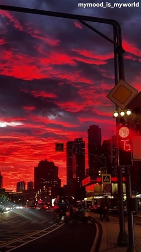 Dramatic Red Sunset Over Moscow City || ViralHog