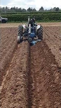 Fordson Super Dexta Tractor (39 HP) Ransomes - St Chads Church Ploughing Match Sunday 5th April 2026