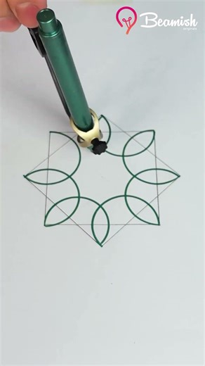 Geometric Art using a Compass ✏️📐 #creative #geometric #art