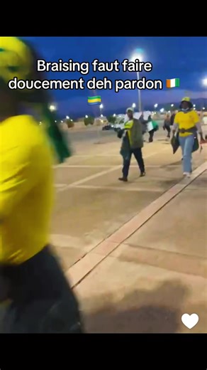 #fyp #gbairaidosé😂😎 #cotedivoire🇨🇮 #gbairai_qui_est_doux_la #logbooomedia