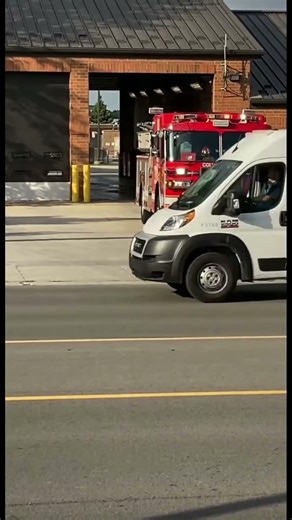 Columbus Division of Fire Engine 33, Ladder 33 responding code 3 to a fire alarm activation.