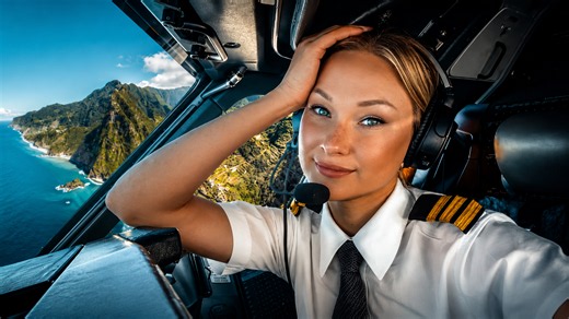 BOEING 737 Challenging LANDING Madeira FUNCHAL Airport R05 | Cockpit View