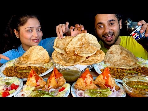 Eating Chole Bhature Challenge | Delhi Pahadganj Famous Chole Bhature & Samosa Eating Challenge