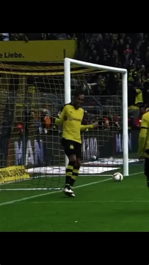 Aubameyang vitesse et finition : pourquoi il marque si vite