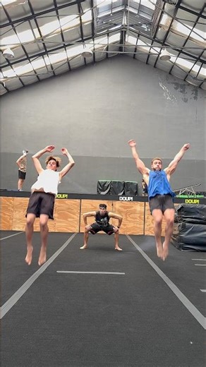 Quién lo hizo mejor? ☝️😯 Entrenamiento para BACKFLIP 🔥