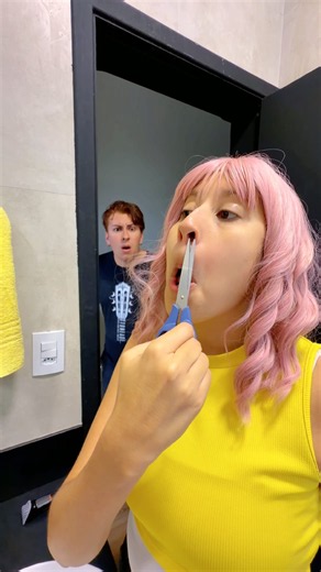 Zoe used Theo’s stuff! 🤣🤮