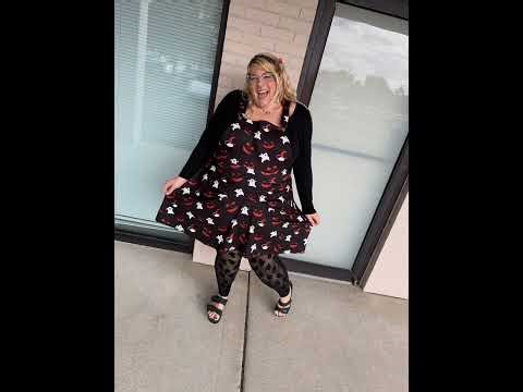 Cute milf bbw in pantyhose stockings nylons all open toe sandals pretty girl bbw soft legs glasses 1