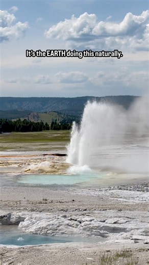 Yellowstone’s Natural “Fountain” Is Insane