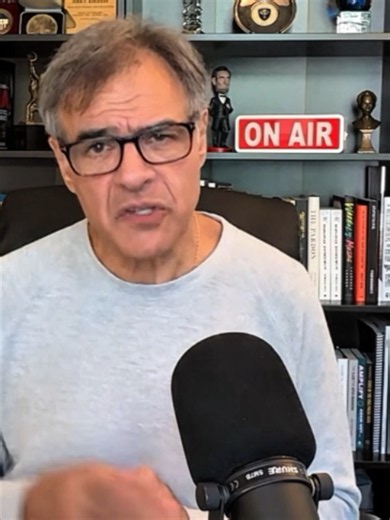 Fake CIA officer at Tucker Carlson show #johnkiriakou #johnkiriakouclips #johnkiriakoupodcast #tuckercarlson #tuckercarlsonshow