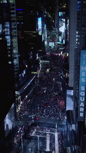 Gucci Ski Mask Live in Times Square