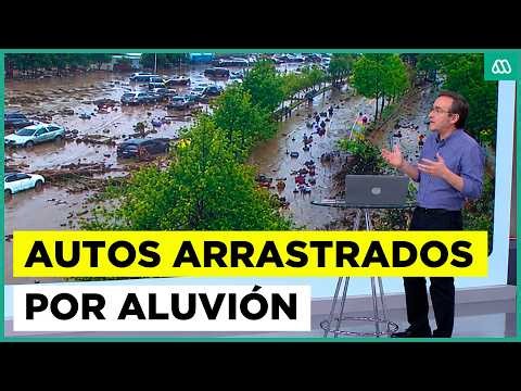 Emergencia por aluvión: Autos arrastrados con gran fuerza en calles de Las Condes