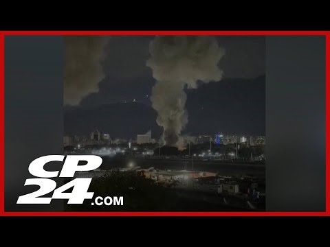 U.S. carries out large-scale overnight attack on Venezuela, capturing President Maduro