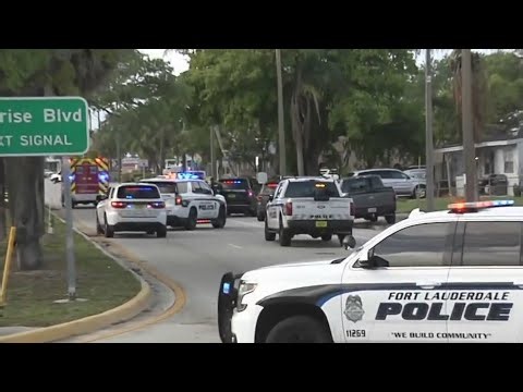 Police pursuit in Broward ends in violent rollover crash