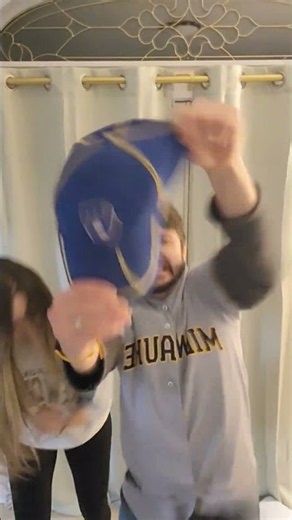 Milwaukee Brewers Song ⚾️ Brewers DOMINATE Game 3, 10–1! 💛 #Shorts