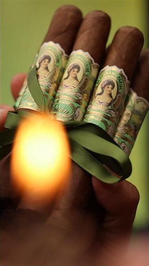 La Aroma de Cuba Pasión #cigar #lighter