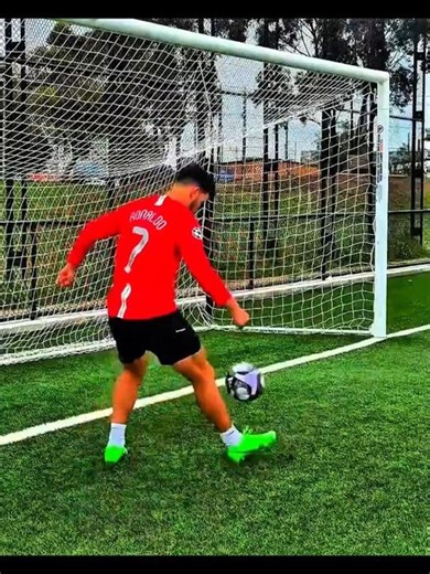 Recreating Iconic Misses 💀#fifamobile #fcmobile #easports #eafc25#football#viralvideo #shorts #memes