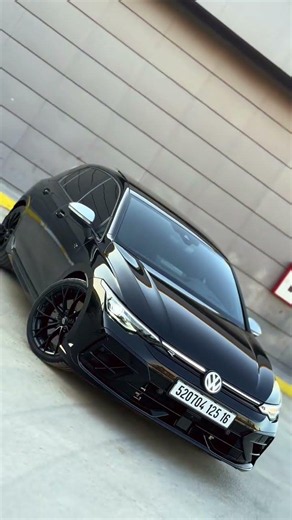 Golf 8 R line 😍🖤🖤🖤